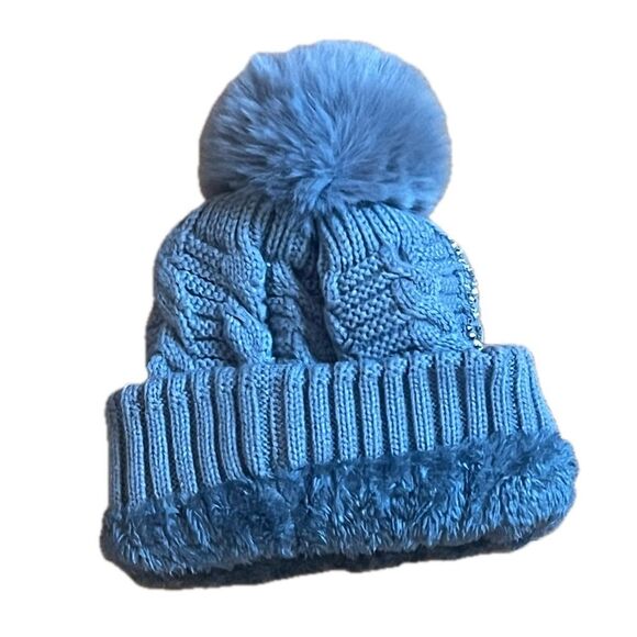 Boutique Gray Cable Knit Ribbed Beanie with Pom Pom Silver Sequins One Size NWT - Picture 5 of 6